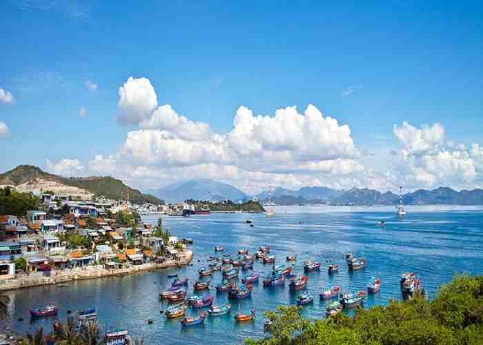 Nét đẹp của bãi biển Nha Trang- hòn ngọc của tỉnh Khánh Hoà