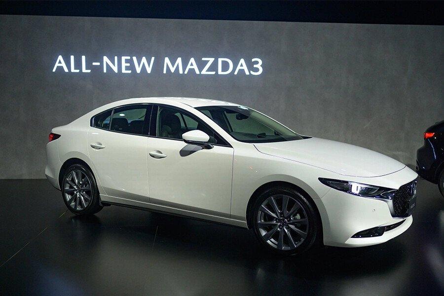 Mazda 3 1.5L Luxury 2024